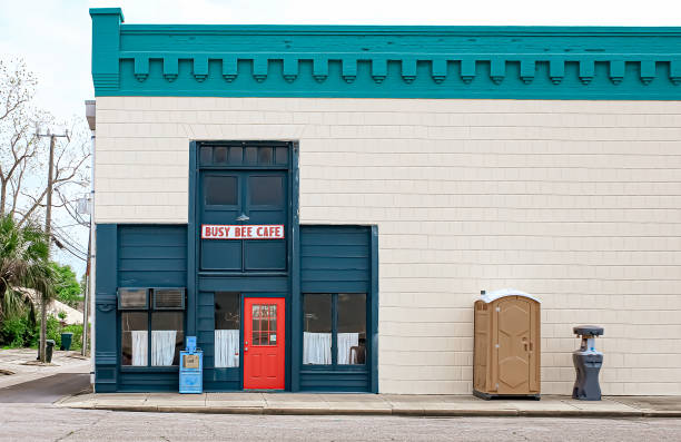 Best Best portable toilet rental  in Delta, OH